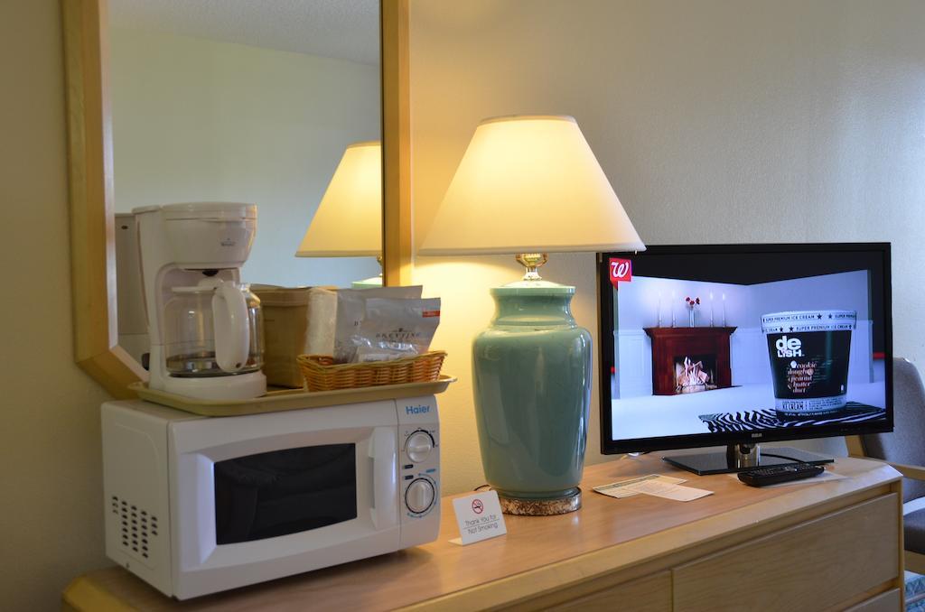 Cypress Cove Nudist Resort Poinciana Habitación foto