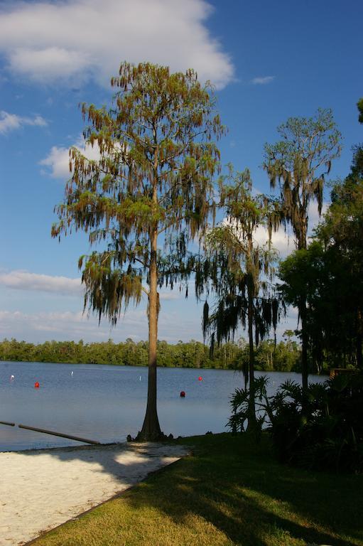 Cypress Cove Nudist Resort Poinciana Exterior foto